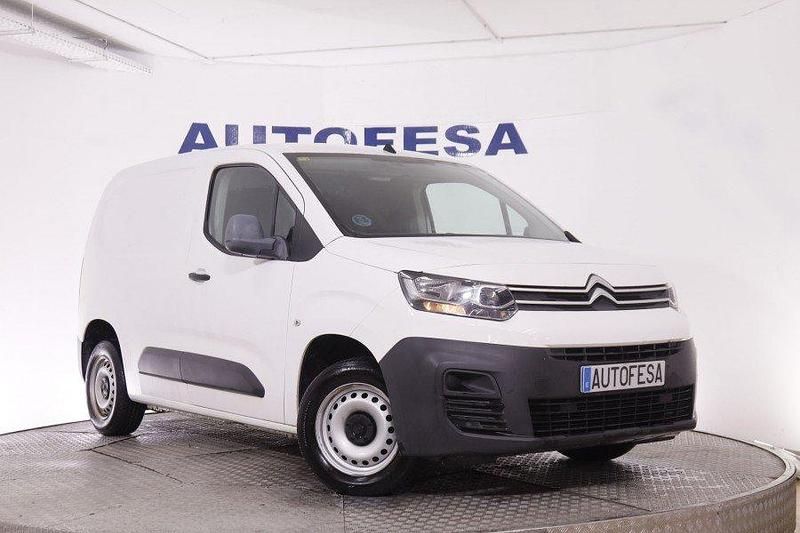 Usado Citroën Berlingo 75 CV (55 kW) 2019 Blanco Monovolumen