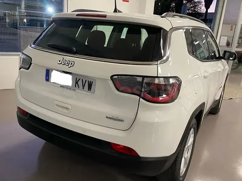 Usado Jeep Compass Limited 140 CV (102 kW) 2019 Blanco SUV