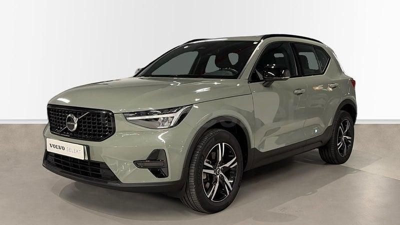 Usado Volvo XC40 Plus 163 CV (119 kW) 2025 Verde SUV