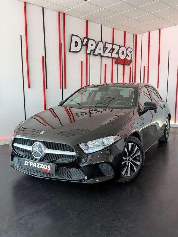 Usado Mercedes A180 116 CV (85 kW) 2021 Negro Utilitario