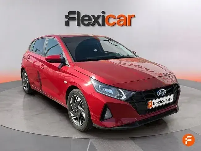 Usado Hyundai i20 100 CV (73 kW) 2023 Rojo Utilitario