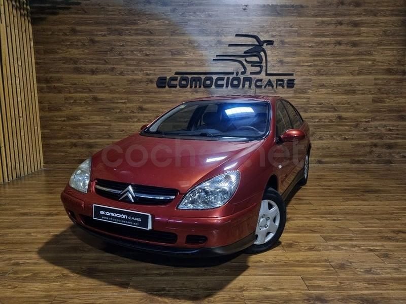 Usado Citroën C5 Exclusive 110 CV (80 kW) 2002 Granate Berlina