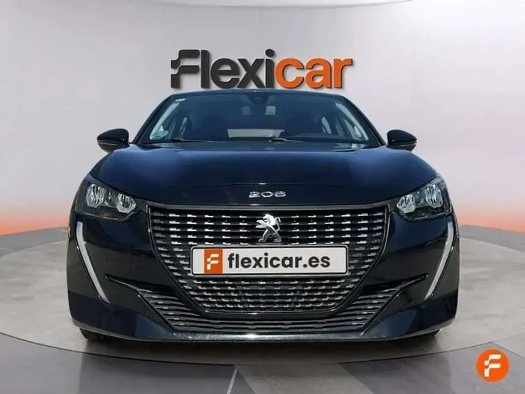 Usado Peugeot 208 Active 101 CV (74 kW) 2020 Negro Utilitario