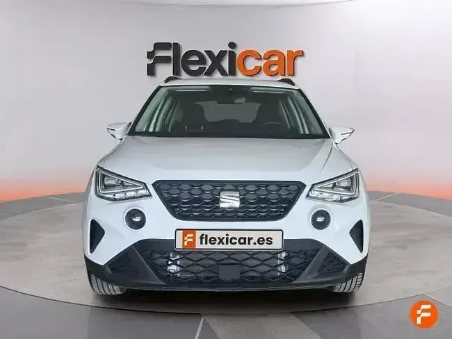 Usado Seat Arona Style 115 CV (84 kW) 2024 Blanco SUV