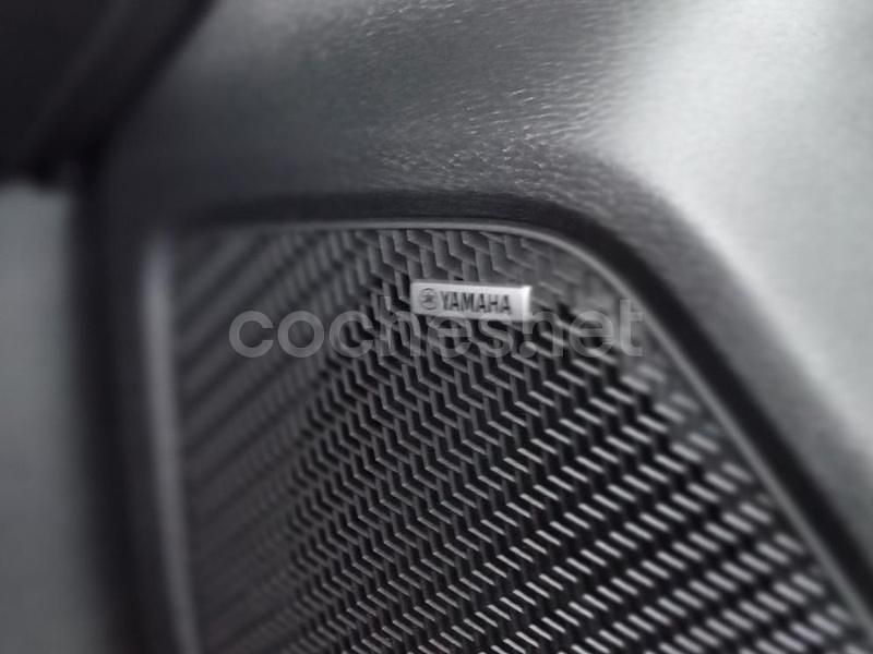 Usado Mitsubishi Outlander P-HEV 306 CV (225 kW) 2025 Rojo SUV