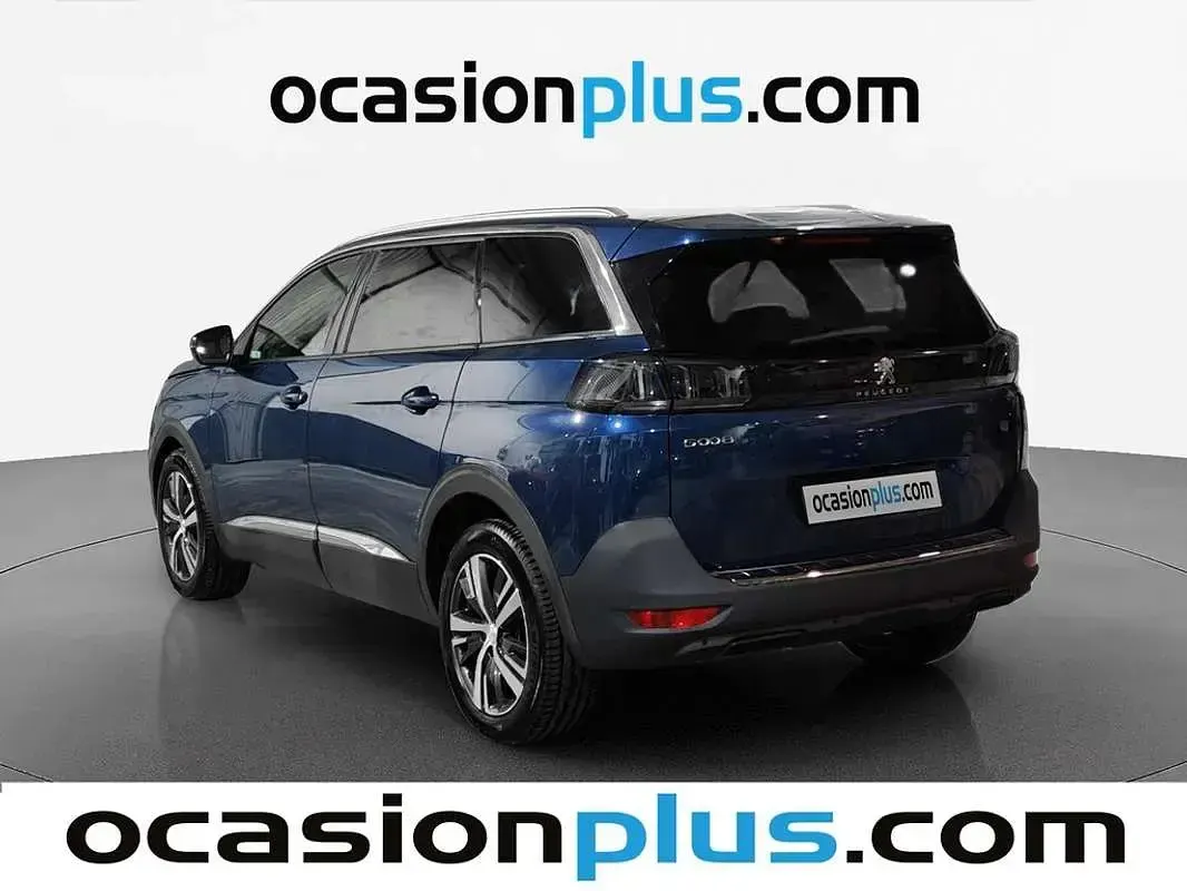 Usado Peugeot 5008 Allure 131 CV (96 kW) 2024 Azul SUV