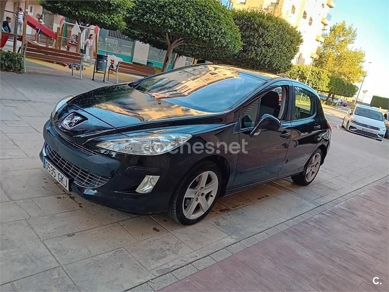 Negro Usado 2009 Peugeot 308 Premium Berlina | 3999 € (Super precio) - Imagen 1/4