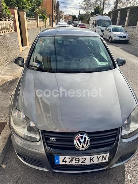 Usado VW Golf VI GT 140 CV (102 kW) 2008 Gris / plata Utilitario