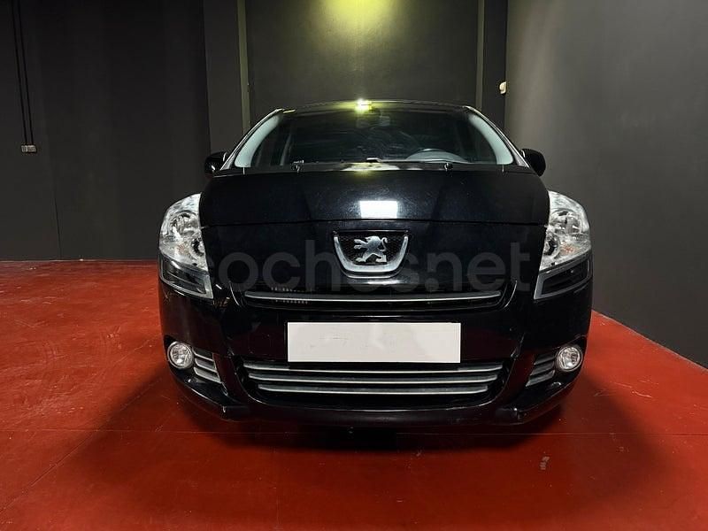 Usado Peugeot 5008 Premium 110 CV (80 kW) 2010 Negro Monovolumen