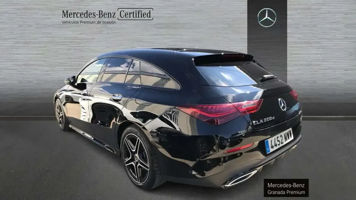 Usado Mercedes CLA200 150 CV (110 kW) 2024 Negro Coupe