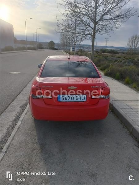 Usado Chevrolet Cruze LS 125 CV (91 kW) 2010 Rojo Berlina