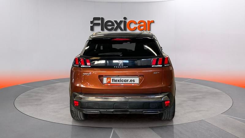 Usado Peugeot 3008 GT 180 CV (132 kW) 2018 Marrón SUV
