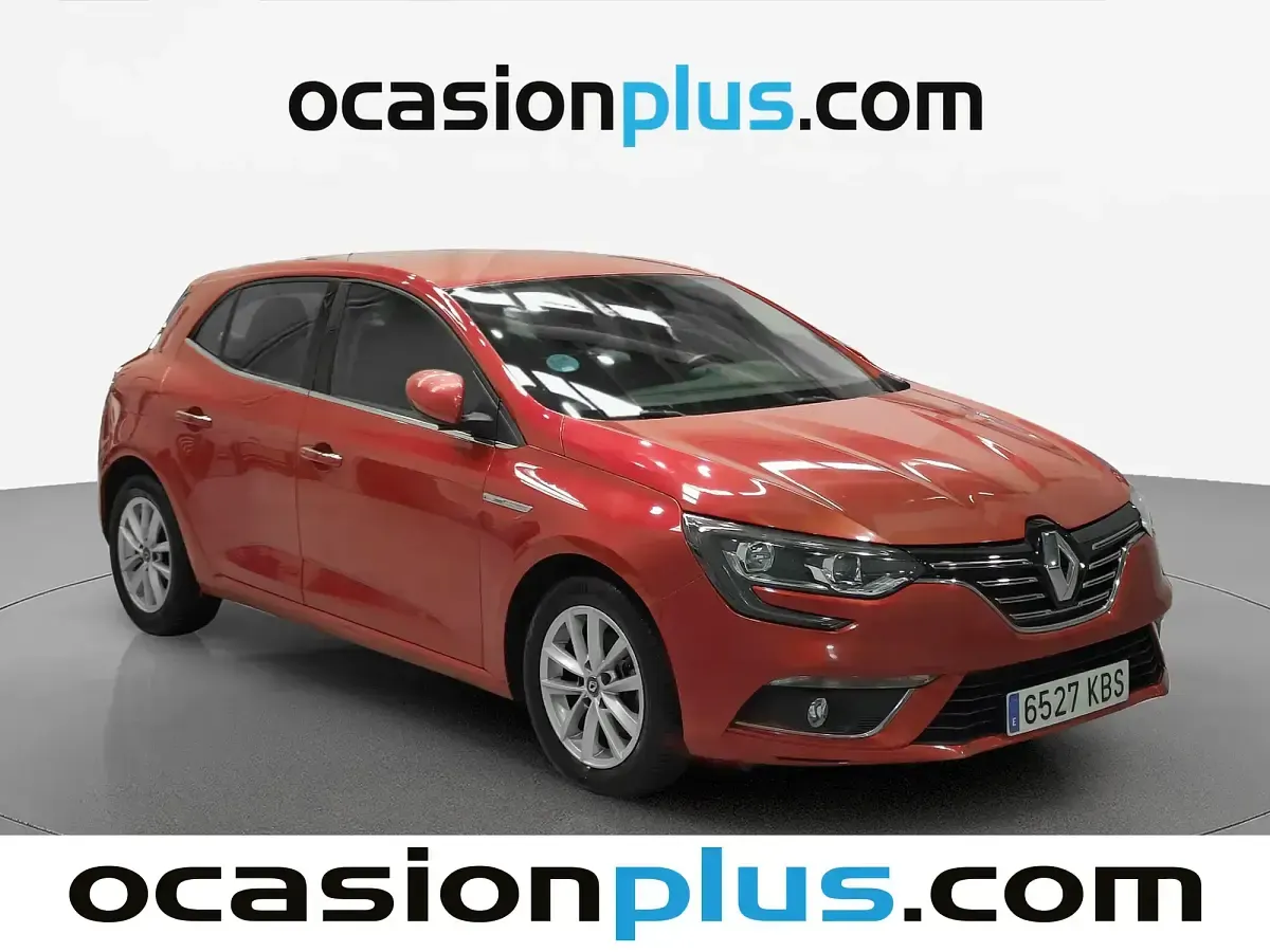 Usado Renault Mégane Zen 110 CV (80 kW) 2017 Rojo