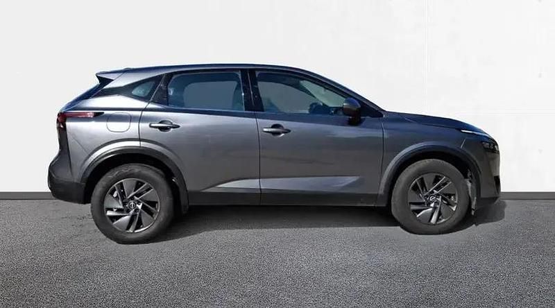 Usado Nissan Qashqai Acenta 158 CV (116 kW) 2024 Skyline grey SUV
