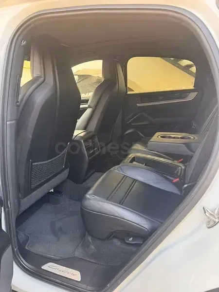 Usado Porsche Cayenne 470 CV (345 kW) 2024 Blanco SUV