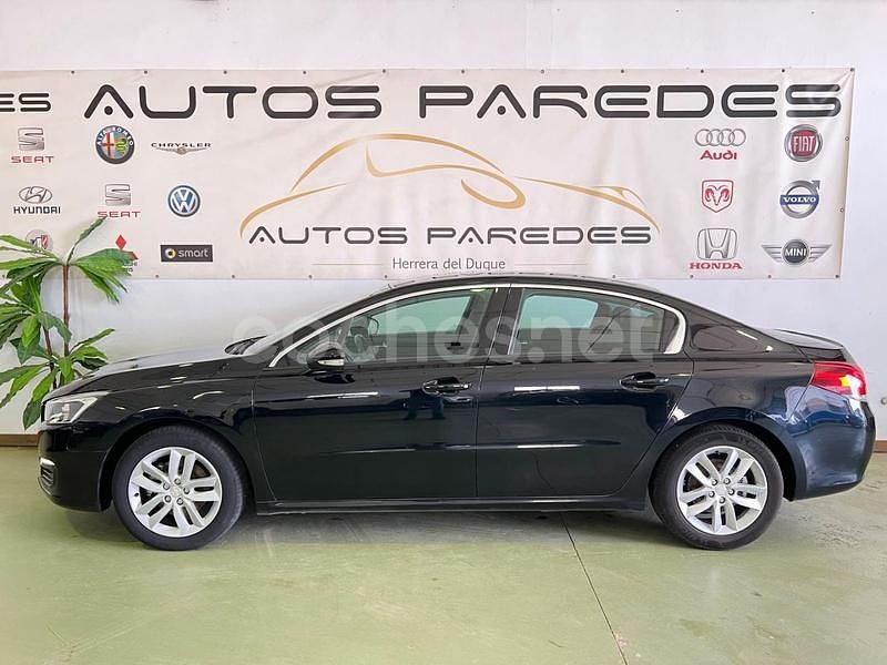 Usado Peugeot 508 Active 150 CV (110 kW) 2016 Negro Berlina