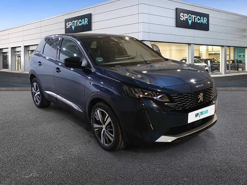 Usado Peugeot 3008 Allure 130 CV (95 kW) 2024 Azul SUV