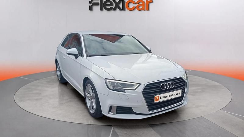 Käytetty Audi A3 Advanced Plus 150 HP (110 kW) 2016 Valkoinen Viistoperä