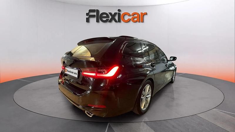 Usado BMW 320e 190 CV (139 kW) 2023 Negro Familiar