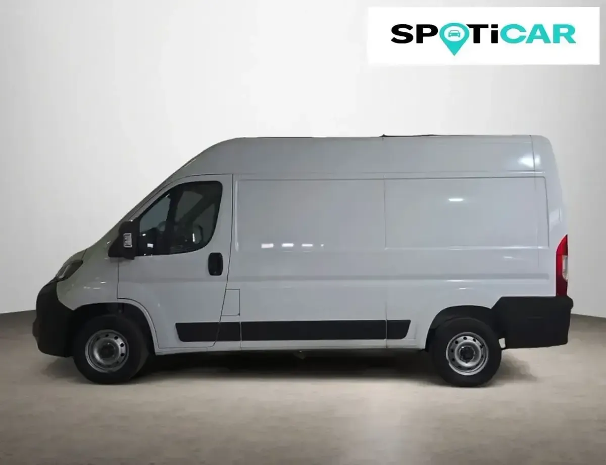 Usado Peugeot Boxer 120 CV (88 kW) 2024 Blanco Van