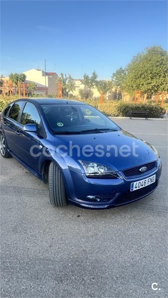 Azul Usado 2007 Ford Focus Titanium Berlina | 2900 € (Precio justo) - Imagen 1/4