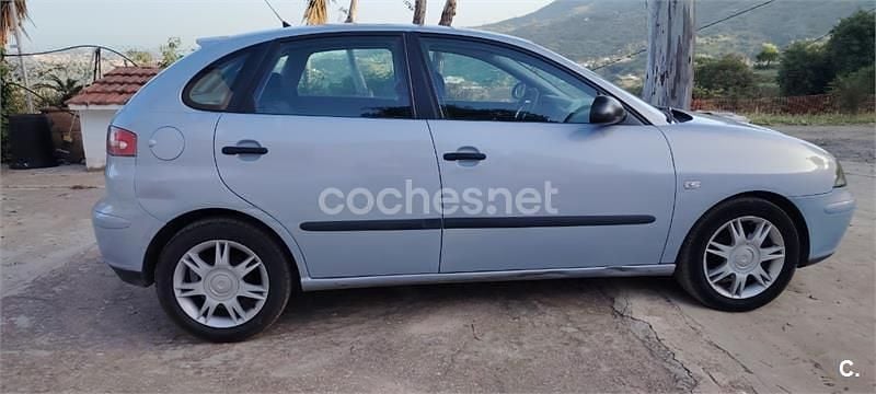 Usado Seat Ibiza 64 CV (47 kW) 2006 Gris / plata Utilitario