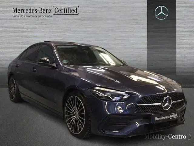 Usado Mercedes C220 200 CV (147 kW) 2025 Azul sodalita Berlina
