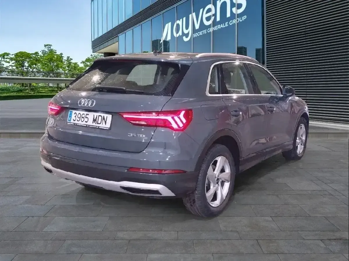 Usado Audi Q3 Advanced Plus 150 CV (110 kW) 2023 Gris SUV