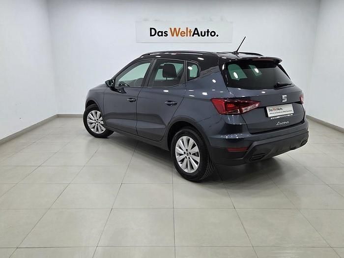 Usado Seat Arona Style 115 CV (84 kW) 2025 Gris SUV