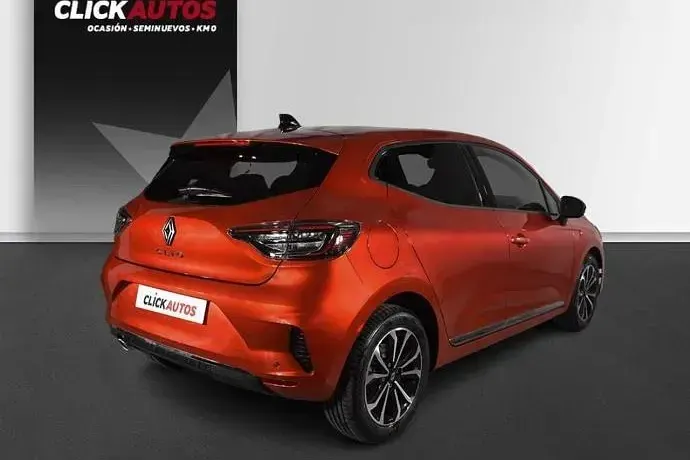 Usado Renault Clio Techno 90 CV (66 kW) 2024 Utilitario