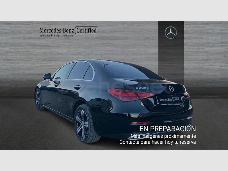 Usado Mercedes C200 163 CV (119 kW) 2022 Negro Berlina