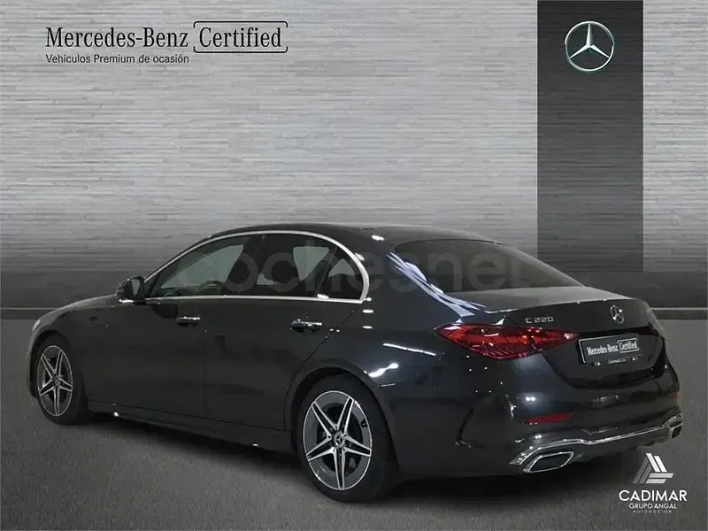 Usado Mercedes C220 200 CV (147 kW) 2022 Gris / plata Berlina