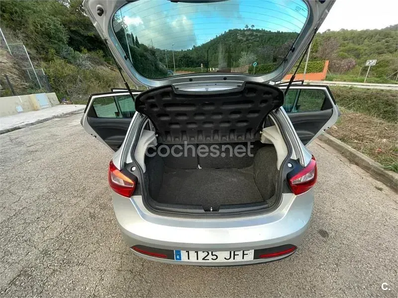 Usado Seat Ibiza FR 105 CV (77 kW) 2015 Blanco Berlina