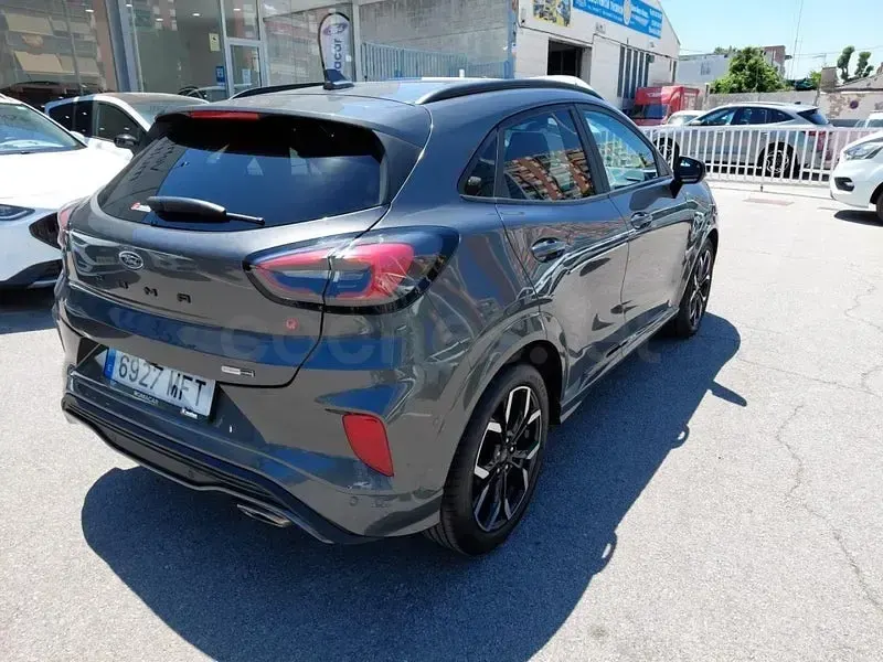 Usado Ford Puma ST-Line X 125 CV (91 kW) 2023 Gris / plata SUV
