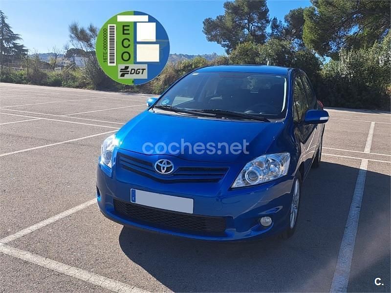 Azul Usado 2012 Toyota Auris Active Berlina | 6800 € (Precio justo) - Imagen 1/4