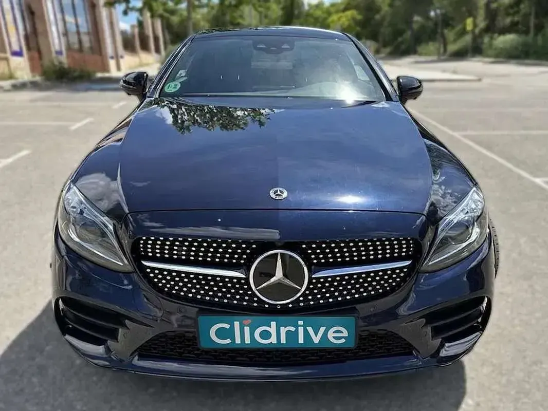 Usado Mercedes C300 245 CV (180 kW) 2022 Azul Coupe