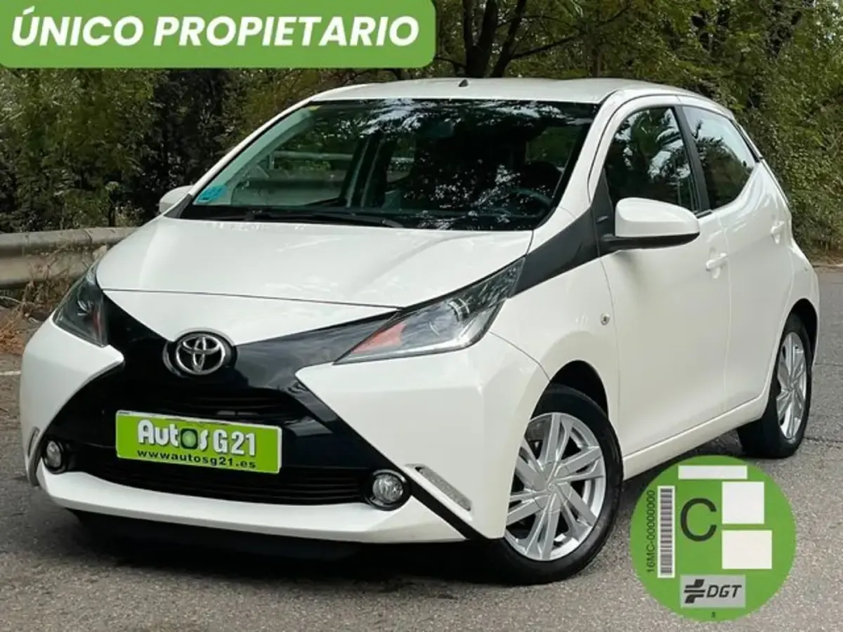 Usado Toyota Aygo X-cite 69 CV (50 kW) 2016 Utilitario