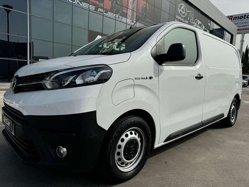 Usado Toyota Proace 100 kW (136 CV) 2021 Blanco Monovolumen