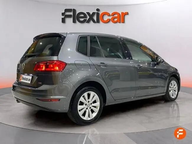 Usado VW Golf VII Advance 115 HP (84 kW) 2018 Cinzento