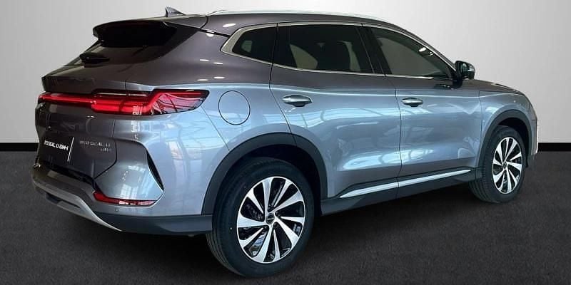 Usado BYD Seal U Design 324 CV (238 kW) 2026 Gris SUV