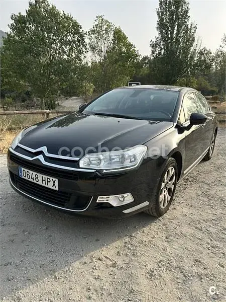 Usado Citroën C5 114 CV (83 kW) 2013 Negro Berlina