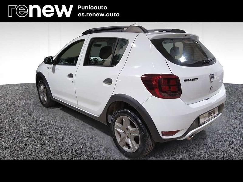 Usado Dacia Sandero Stepway Ambiance 90 CV (66 kW) 2017 Bl*gl Berlina