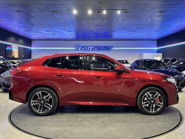 Usado BMW 120 163 CV (119 kW) 2025 Rojo Utilitario