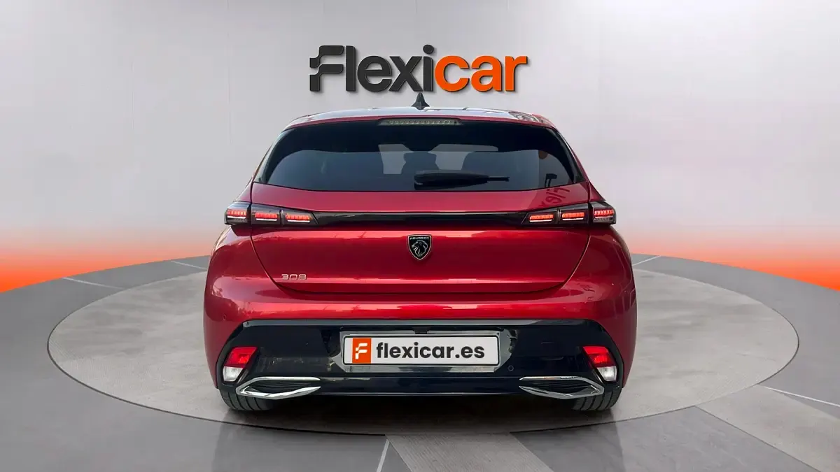 Usado Peugeot 308 Allure 131 CV (96 kW) 2024 Rojo Berlina