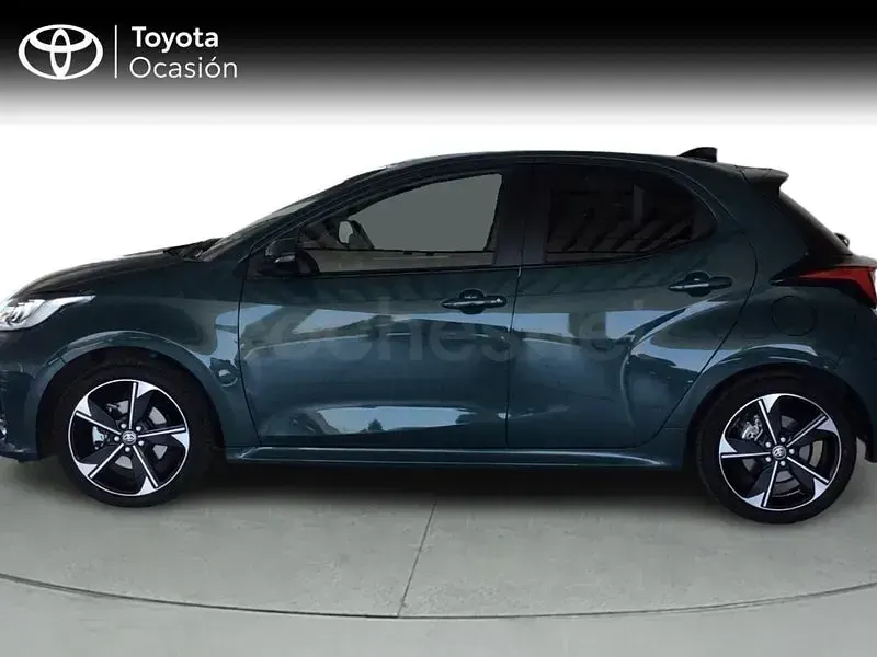 Usado Toyota Yaris Hybrid Style 116 CV (85 kW) 2025 Verde Berlina