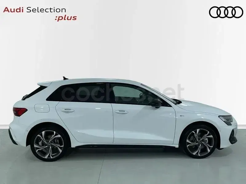 Nuevo Audi A3 S-Line 204 CV (150 kW) 2025 Blanco Berlina