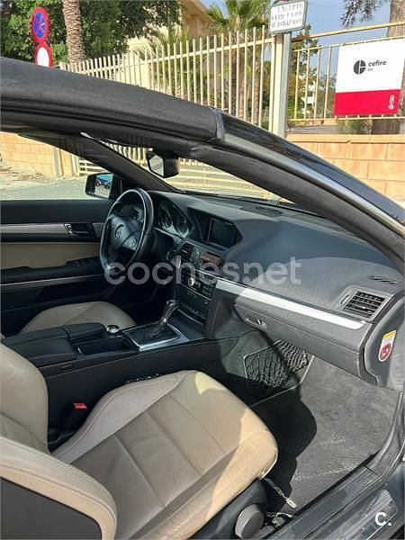 Usado Mercedes E220 Avantgarde 170 CV (125 kW) 2010 Negro Descapotable