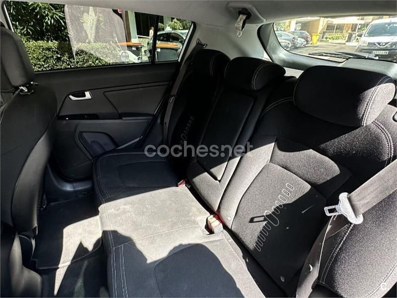 Usado Kia Sportage 115 CV (84 kW) 2015 Blanco SUV