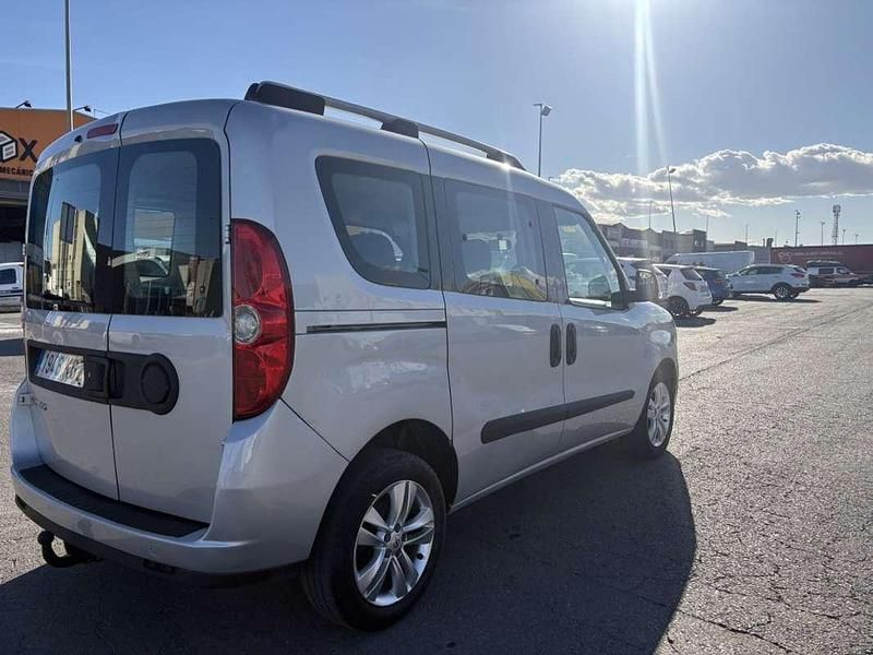 Usado Opel Combo 95 CV (69 kW) 2018 Gris Monovolumen