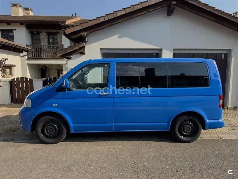 Usado VW Multivan Comfortline 174 CV (127 kW) 2005 Azul Monovolumen
